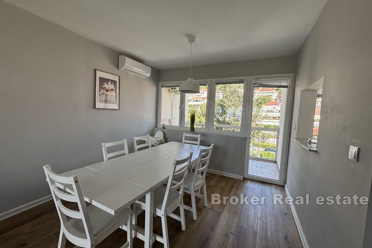 Split - Meje - 2-spálňový apartmán s moderným zariadením