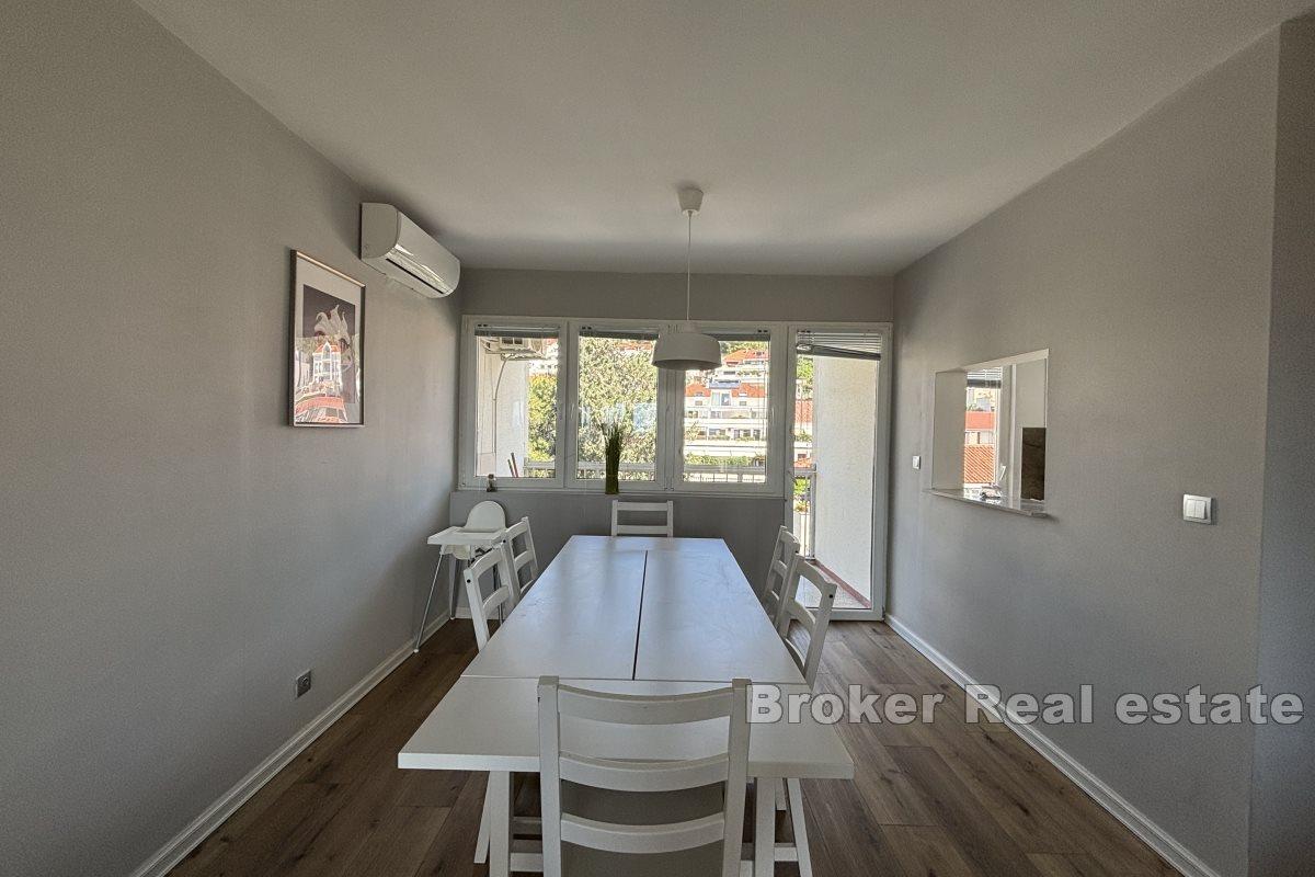 Split - Meje - 2-spálňový apartmán s moderným zariadením