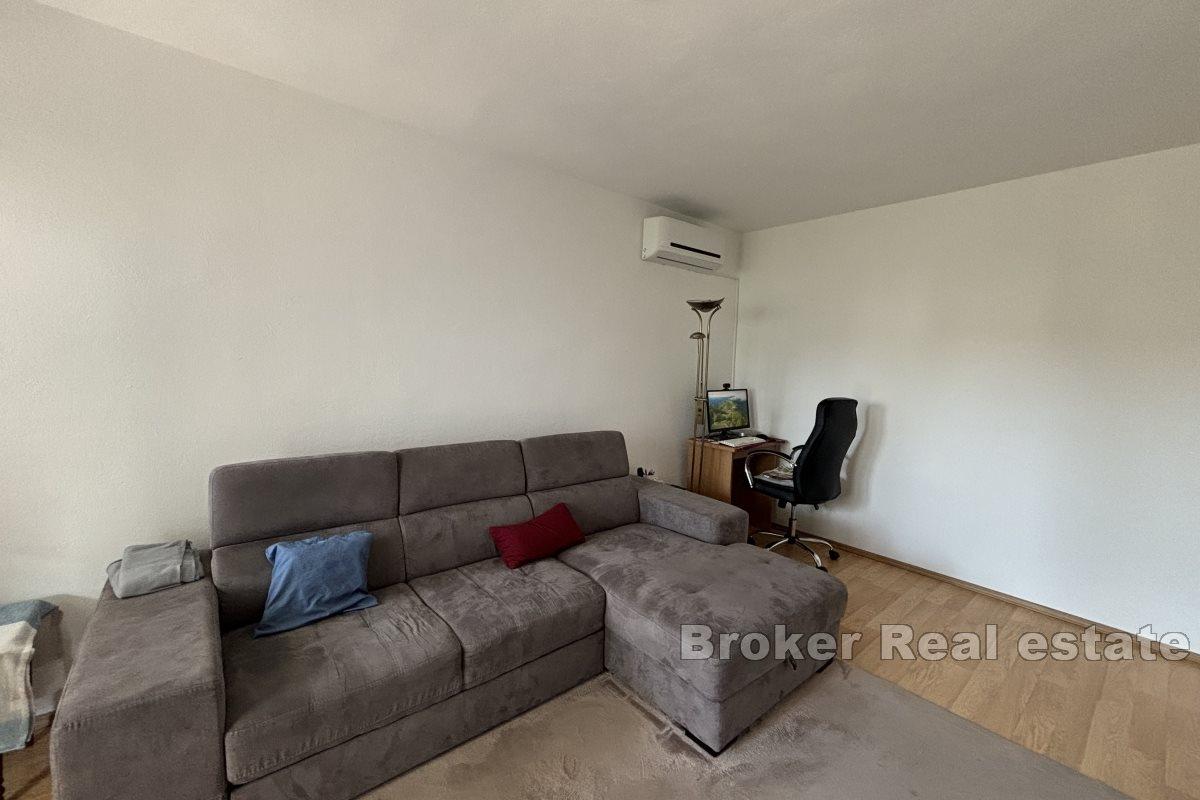 Detached house in a quiet location