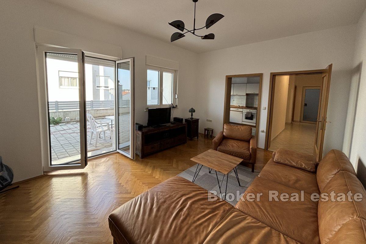 Romslig leilighet med tre soverom