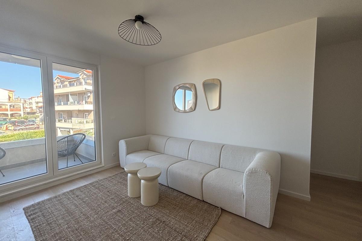001-2035-177-Split-Znjan-Modern-two-bedroom-apartment-sale