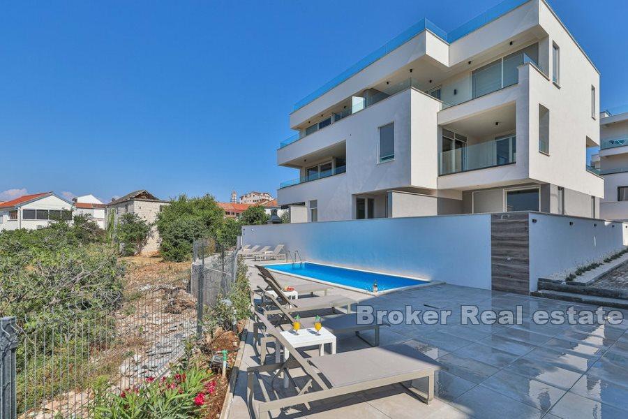 Luxusní byt v novostavbě u moře