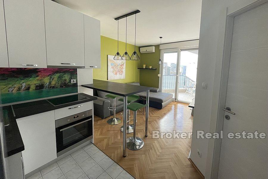 Split - Sukoišan, apartment in an attractive location