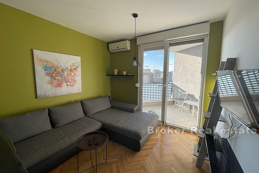 Split - Sukoišan, apartment in an attractive location