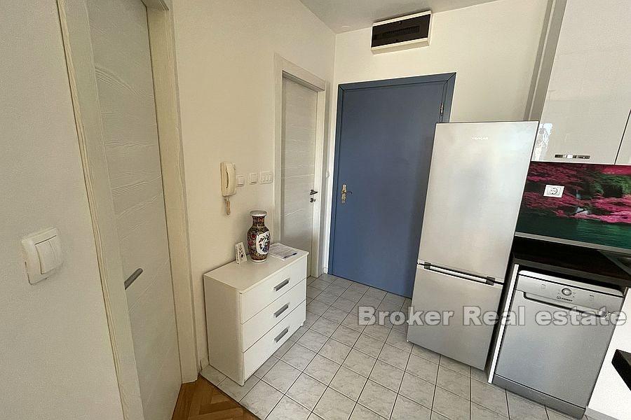 Split - Sukoišan, apartment in an attractive location