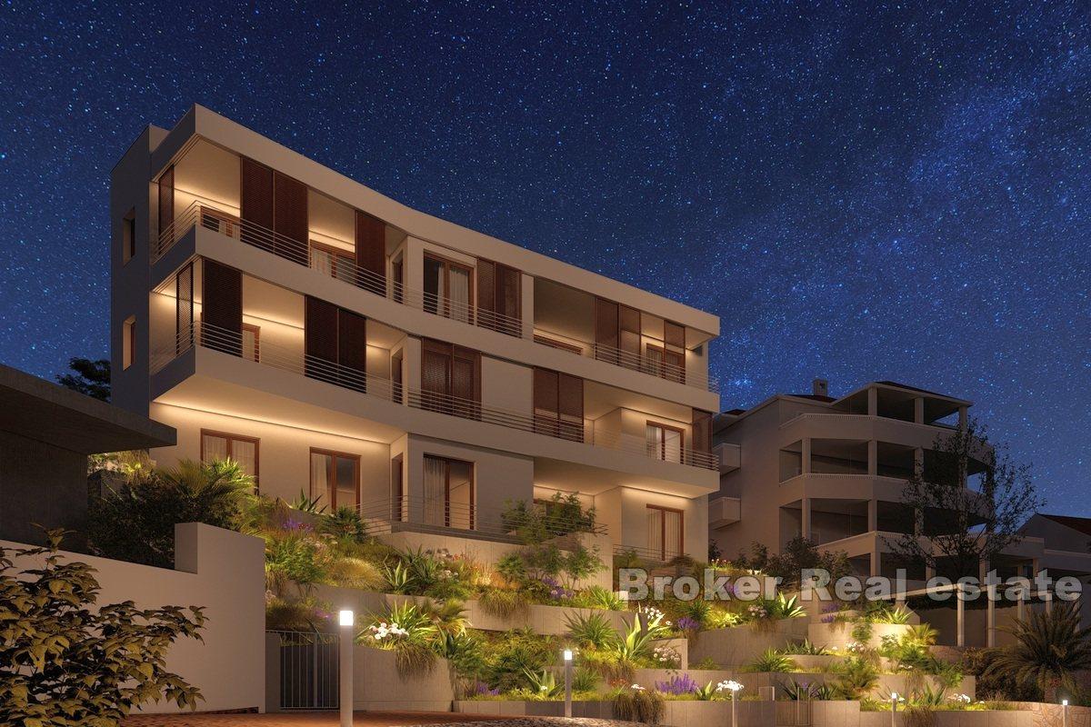 Luxusní apartmán se zahradou u moře