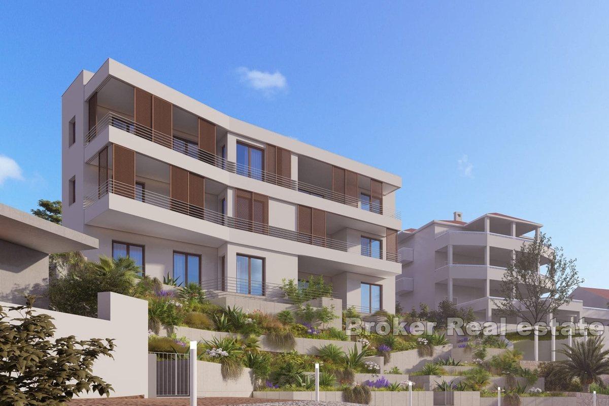 Luxusní apartmán se zahradou u moře