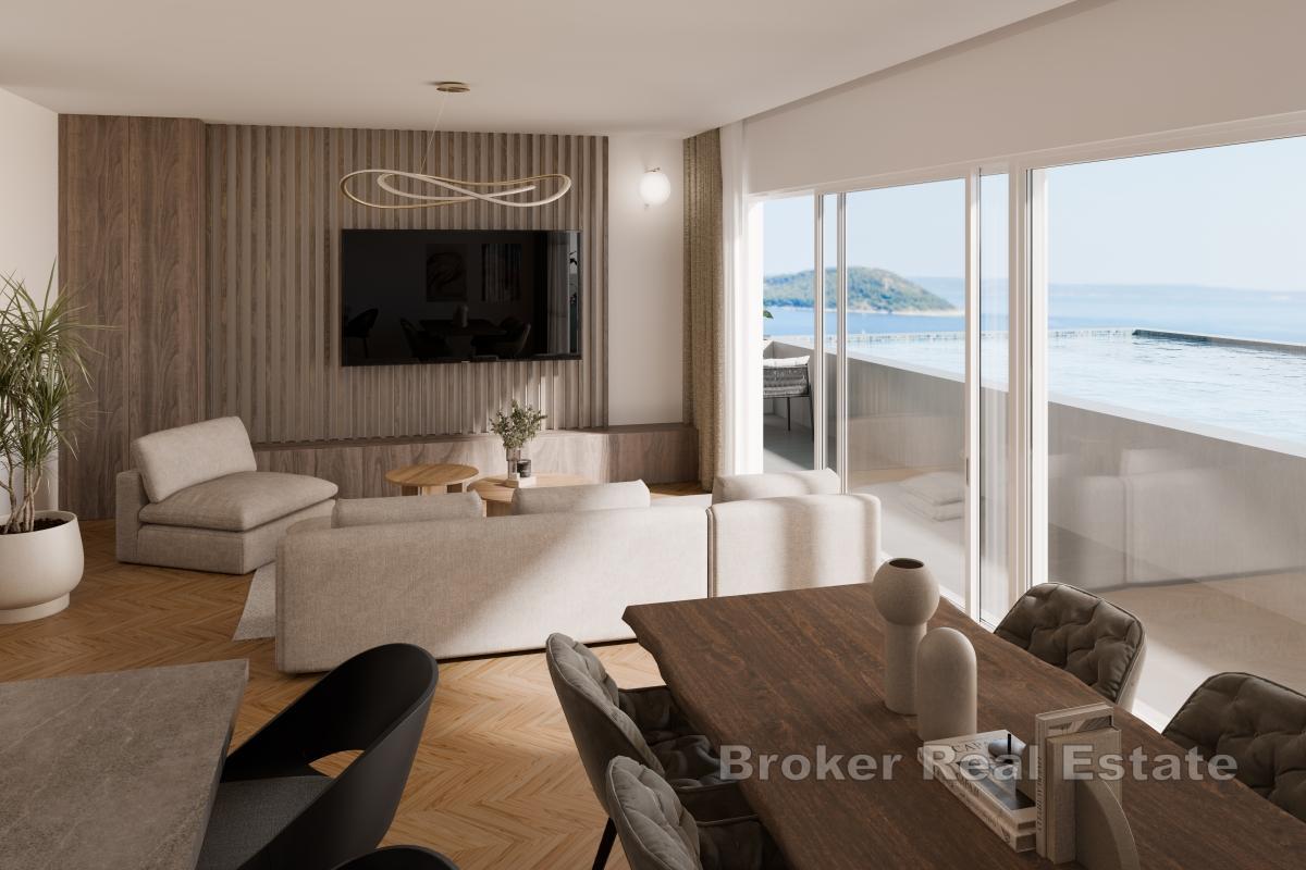 Nowoczesny penthouse z widokiem na basen i morze