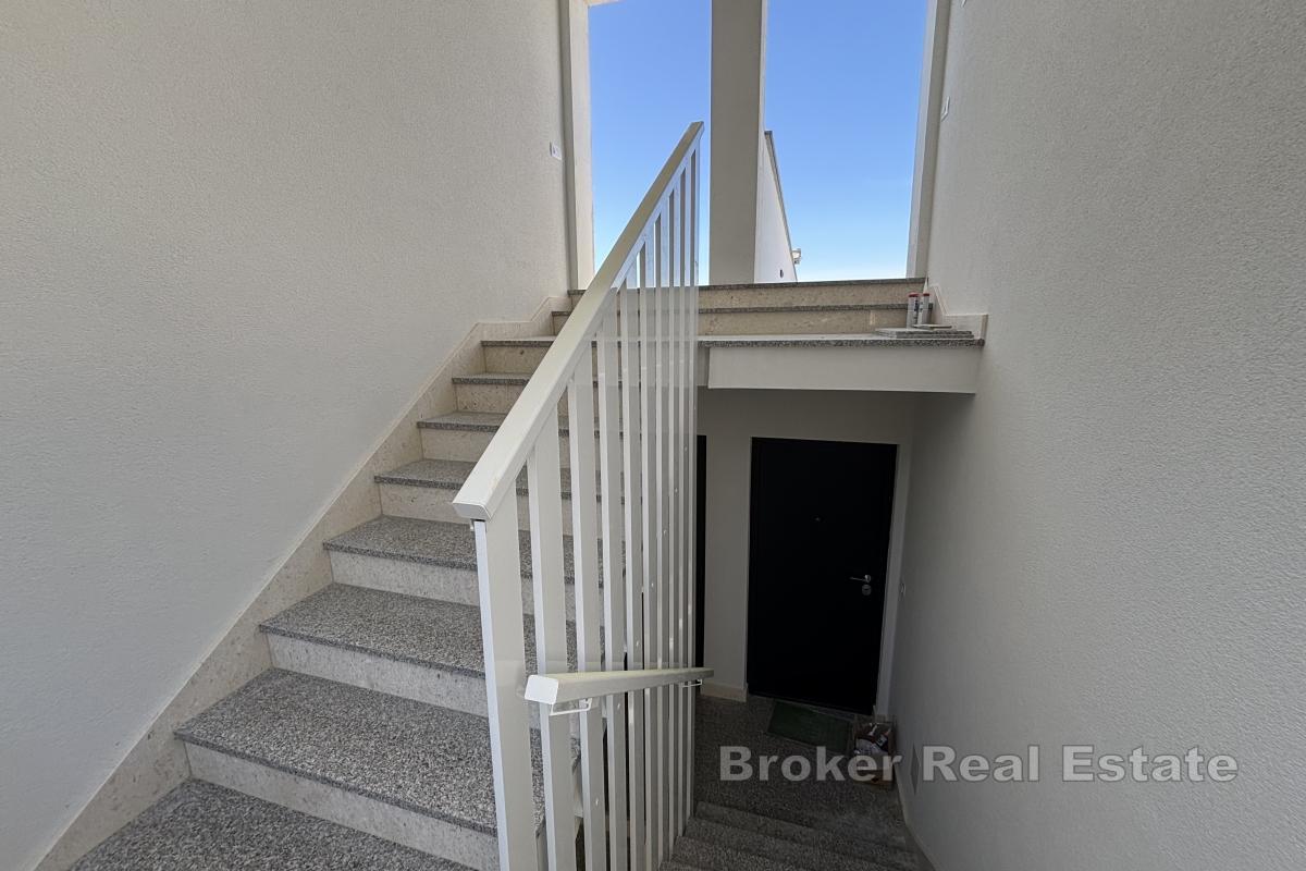 Slunný penthouse s výhledem na moře