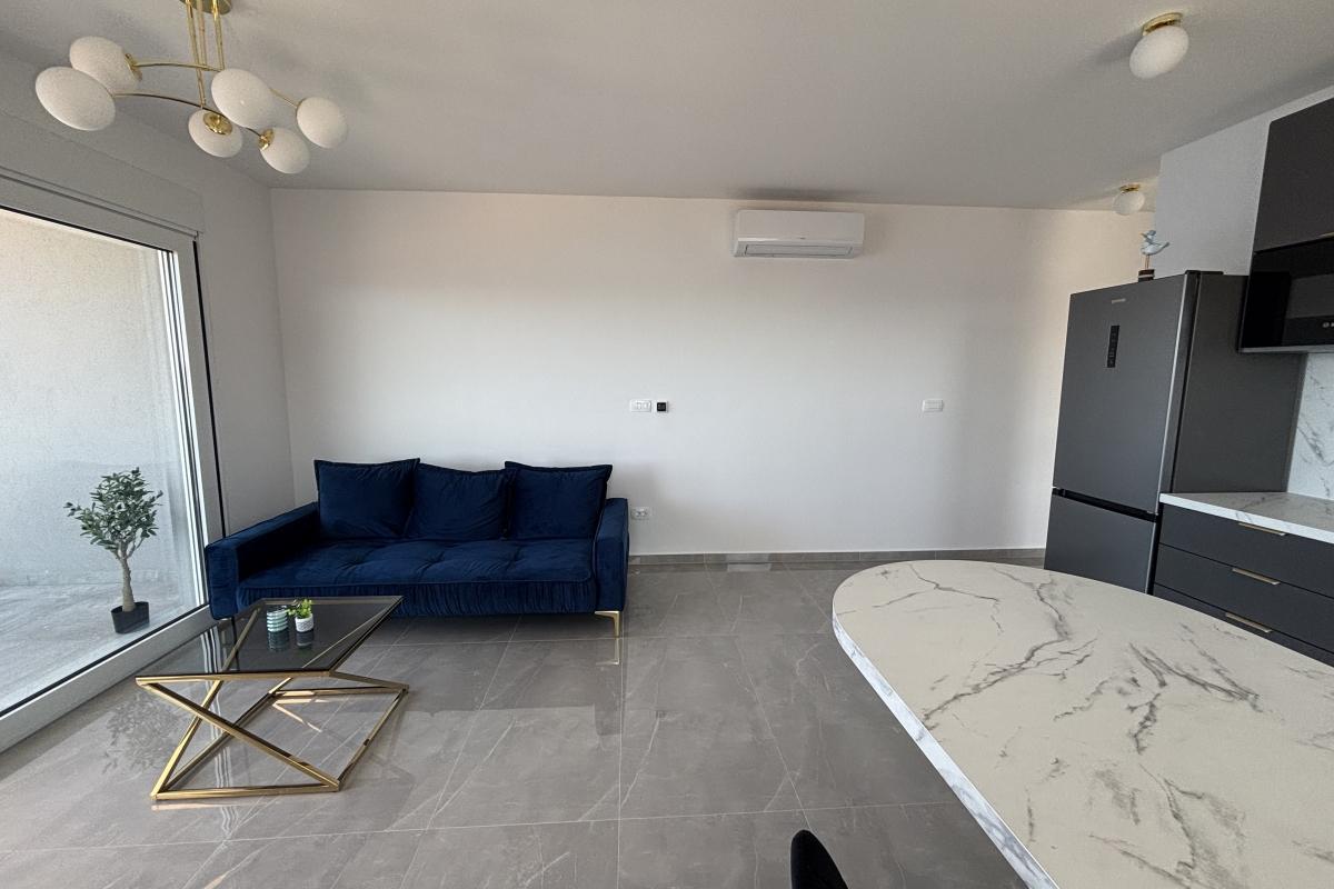 001-2035-226-Trogir-Extraordinary-penthouse-with-panoramic-sea-view-sale
