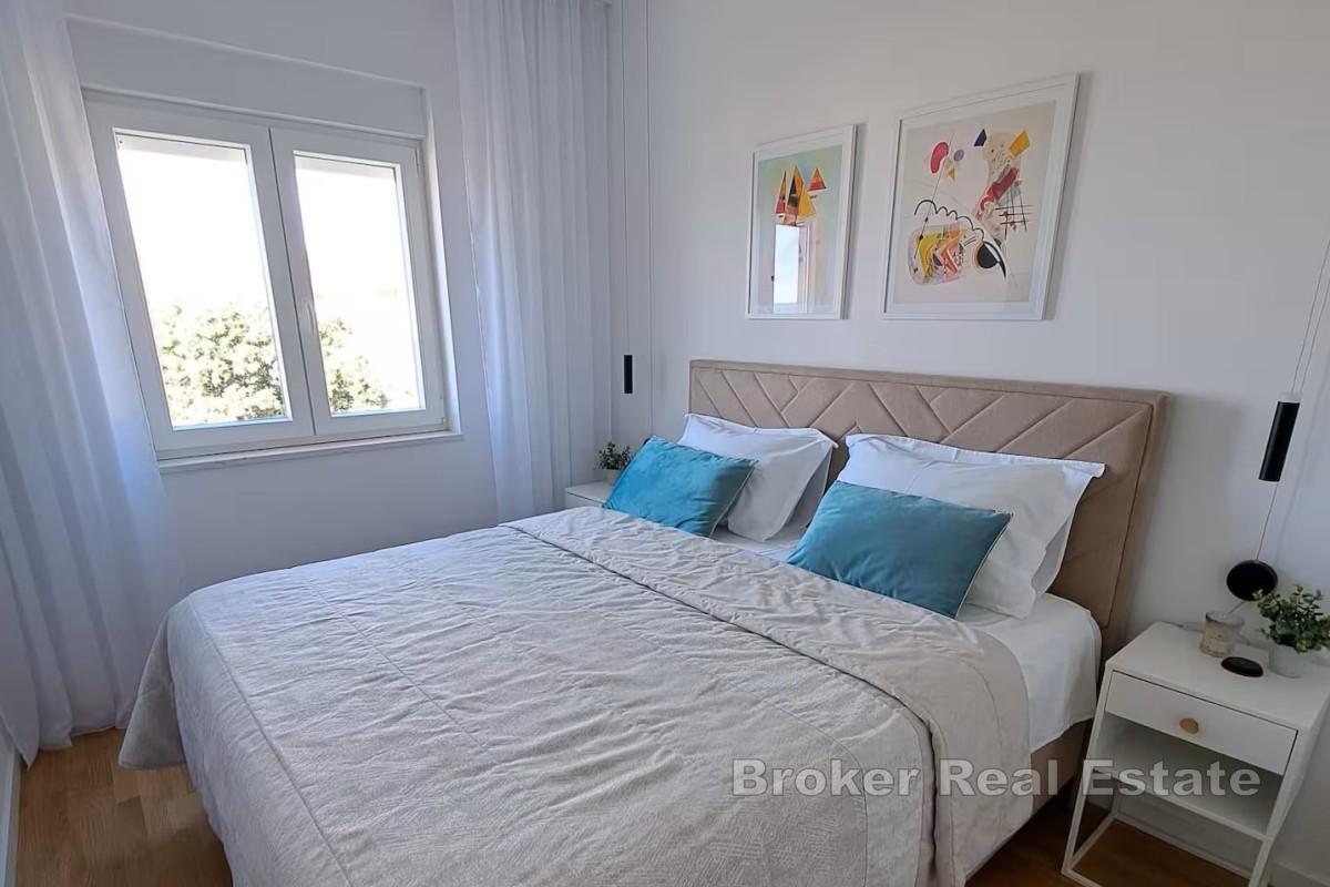 Luxusný apartmán v novostavbe s bazénom
