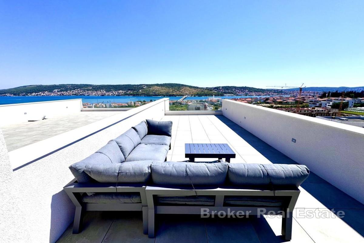 Luxuswohnung in einem Neubau mit Swimmingpool