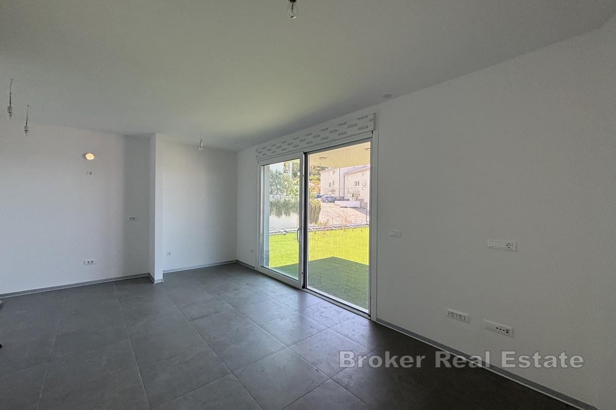 Apartament z jedną sypialnią z widokiem na ogród i morze