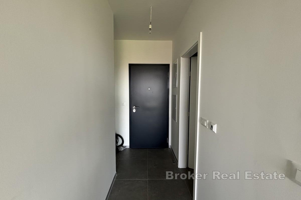 Apartament z jedną sypialnią z widokiem na ogród i morze