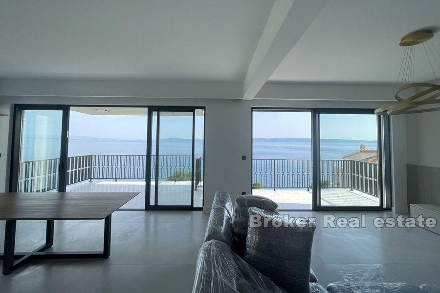 Wyspa Ciovo - Willa z basenem blisko morza