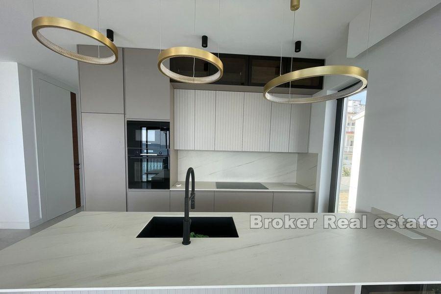 Wyspa Ciovo - Willa z basenem blisko morza