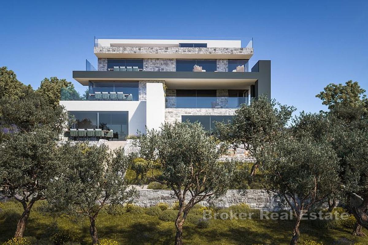 Nově postavený apartmán s kaskádovitou zahradou a výhledem na moře