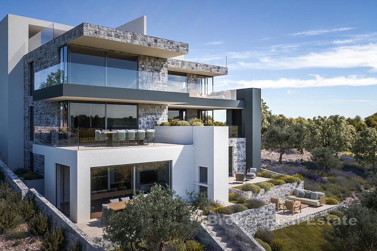 Niezwykły dwupiętrowy penthouse z przestronnym tarasem blisko morza