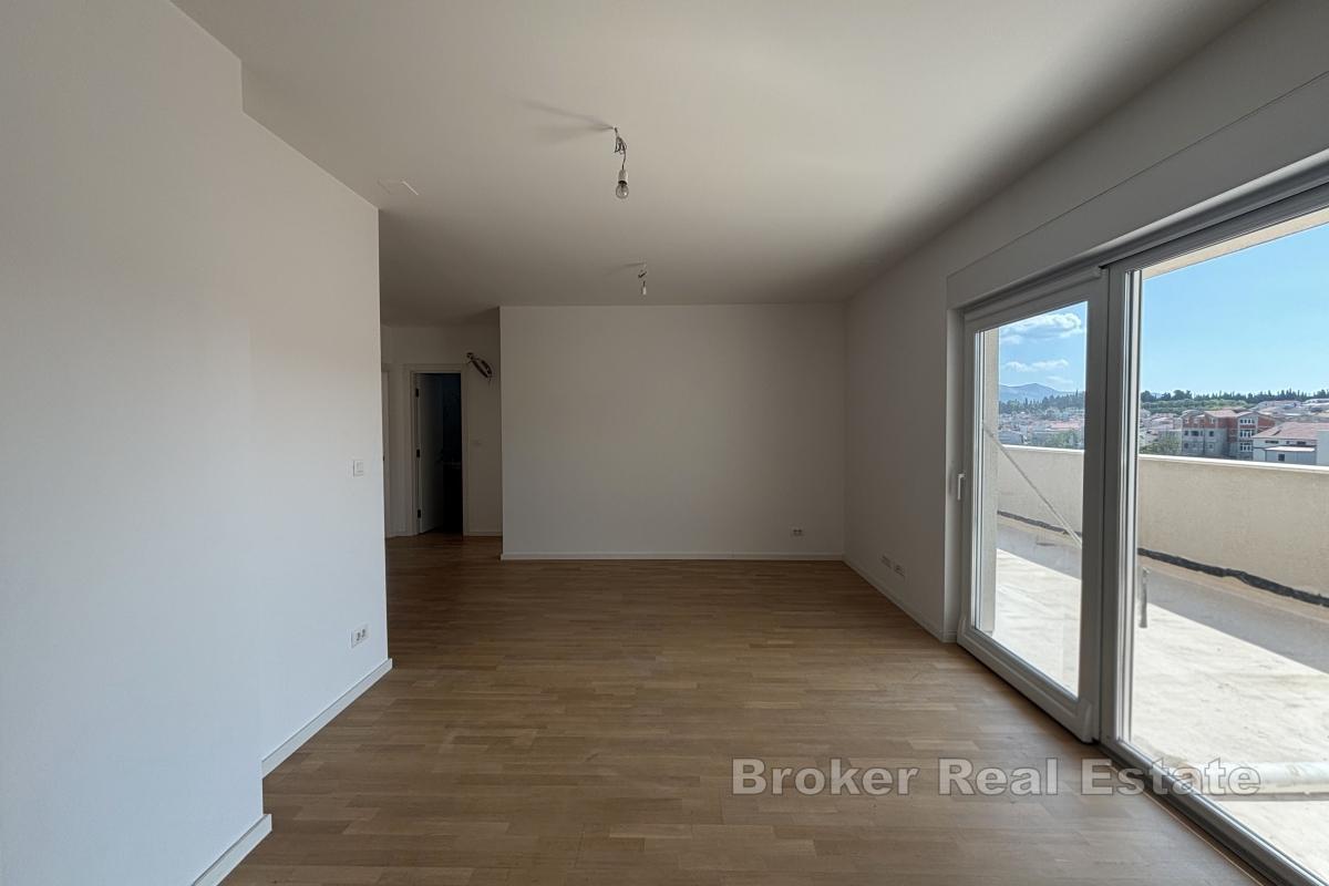 Przestronny apartament typu penthouse w doskonałej lokalizacji