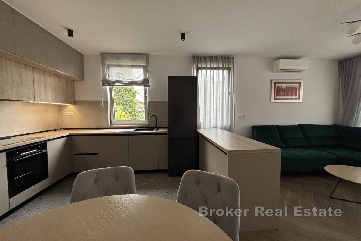 Moderno appartamento con vista mare