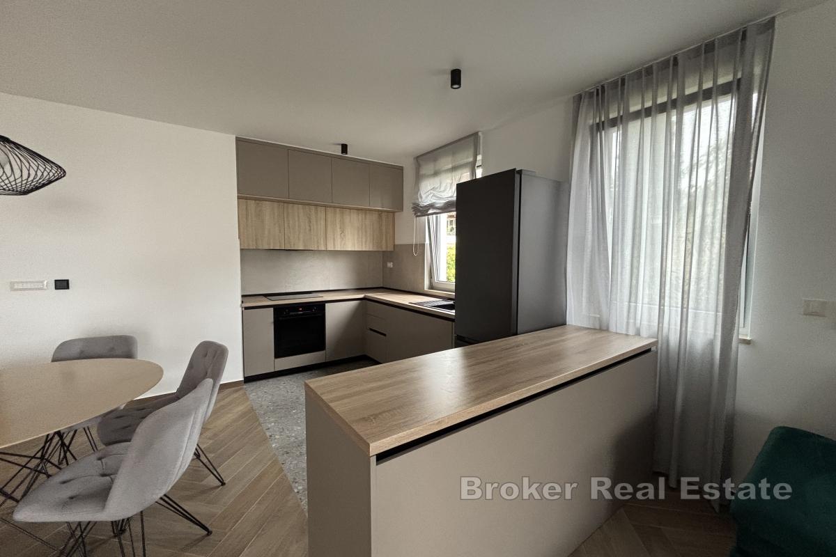 Moderno appartamento con vista mare