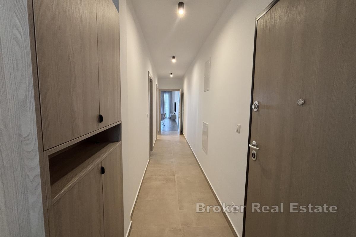 Moderno appartamento con vista mare