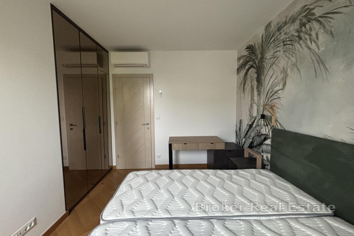 Moderno appartamento con vista mare