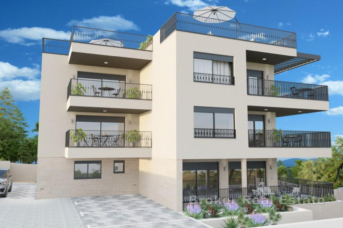 Penthouse-Wohnung mit zwei Schlafzimmern in einem Neubau mit Dachterrasse