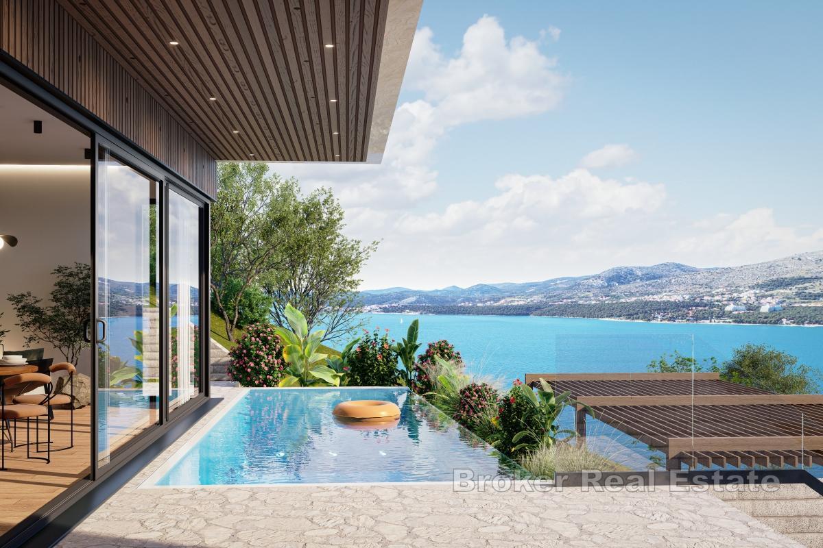 Esclusivo appartamento duplex con piscina in prima fila sul mare