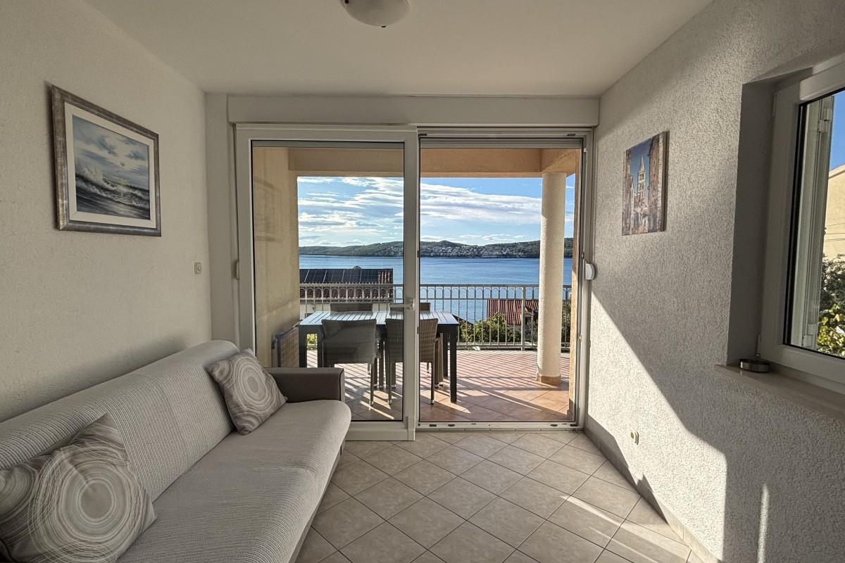 001-2035-283-Trogir-two-bedroom-apartment-with-sea-view-for-sale