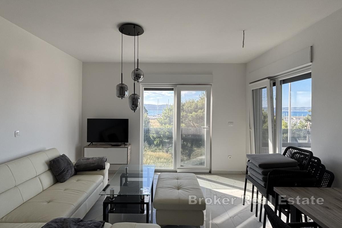 Appartement penthouse meublé unique avec toit-terrasse