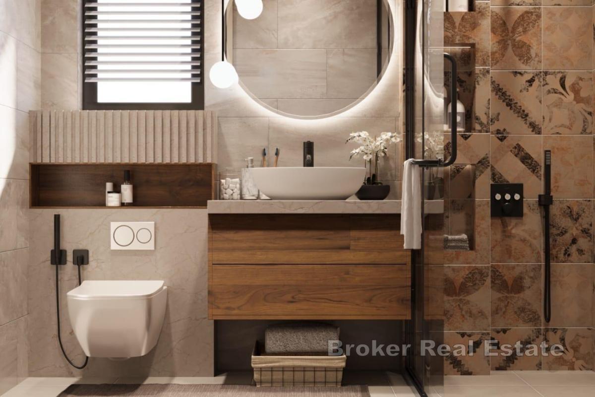 Dvosoban penthouse stan u novogradnji u blizini mora