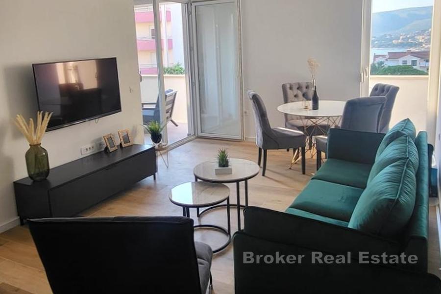 Luksusleilighet i nybygg nær sjøen