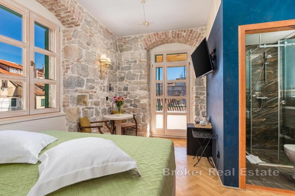 Výborne organizované turistické jednotky v srdci Splitu