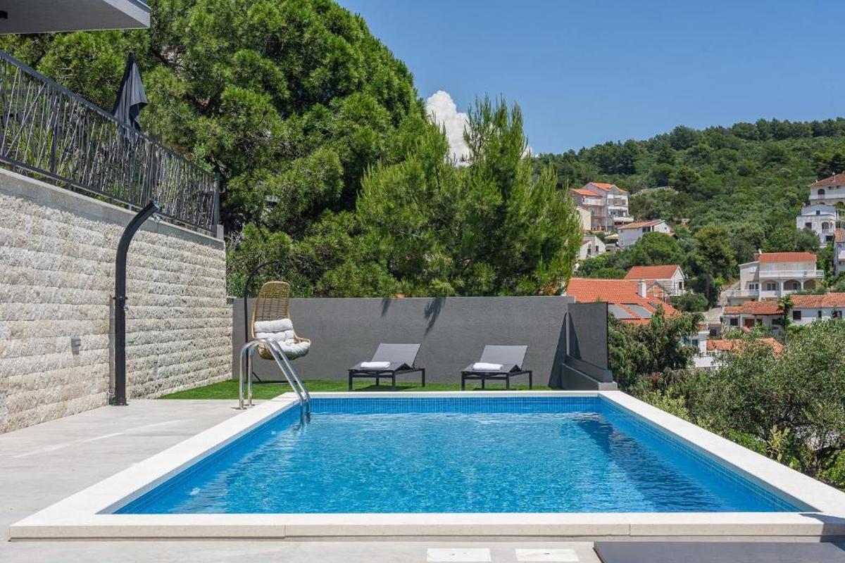 Appartement penthouse de trois chambres en bord de mer