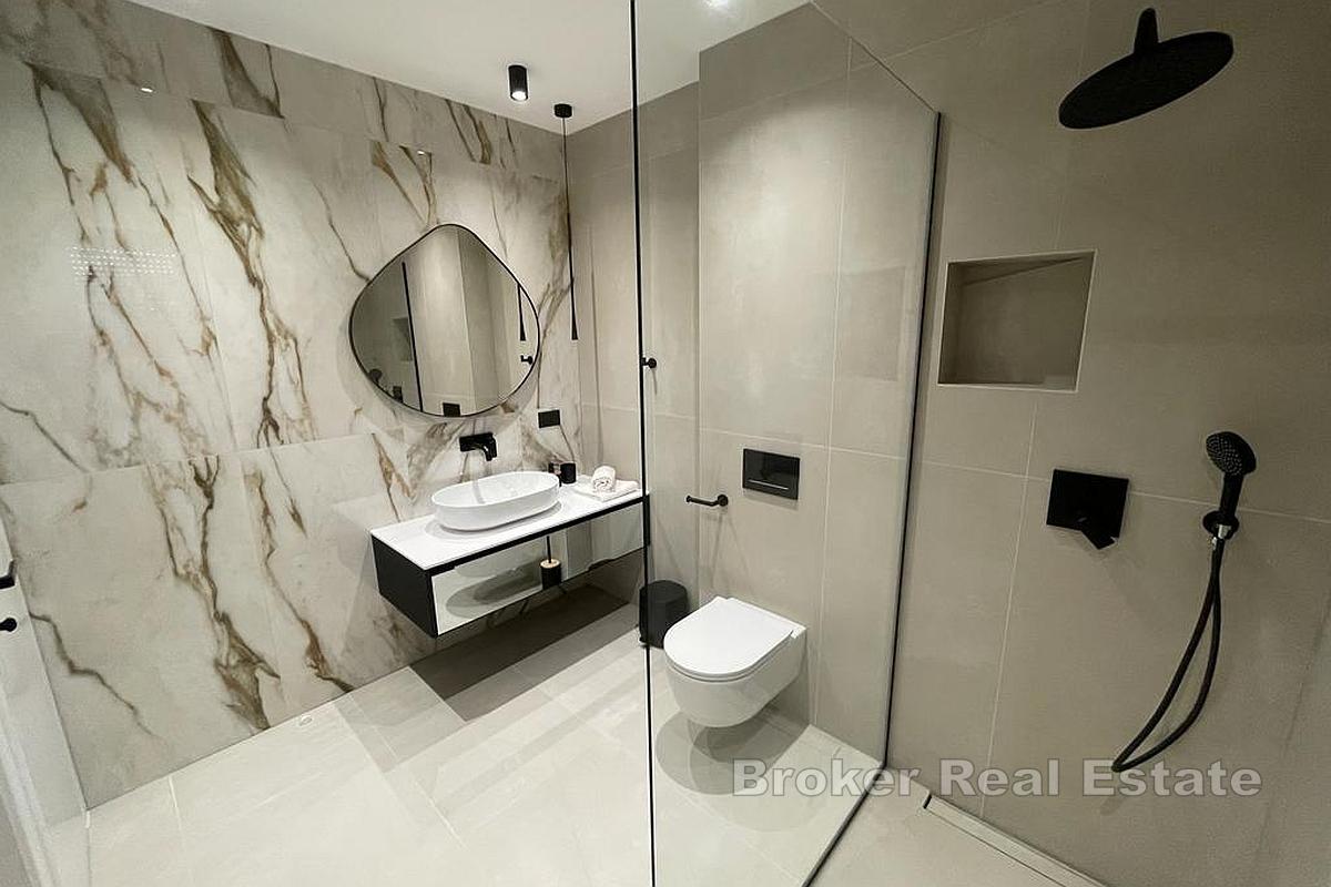 Moderne Villa mit traumhaftem Meerblick