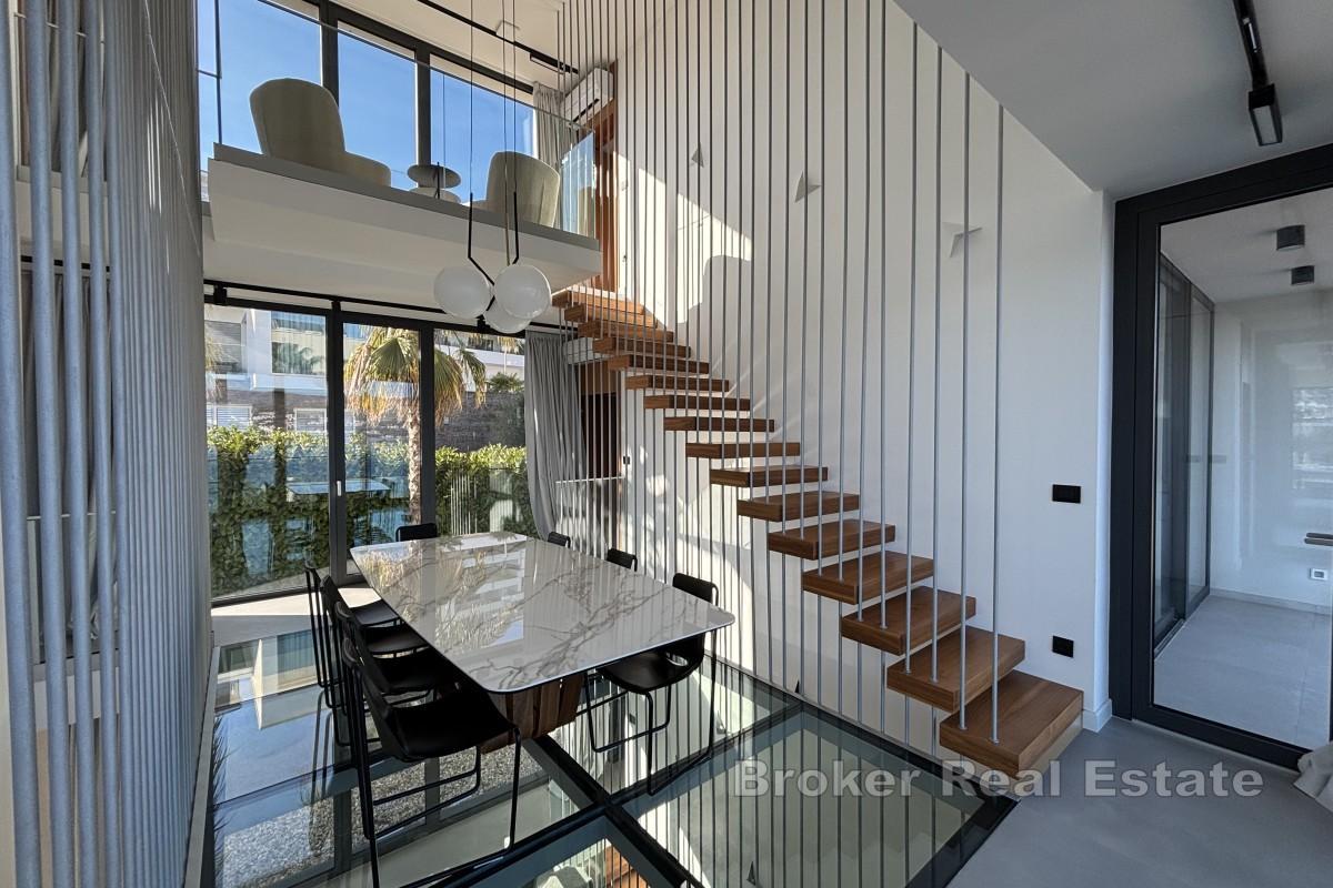 Nově postavená luxusní vila na prvotřídním místě