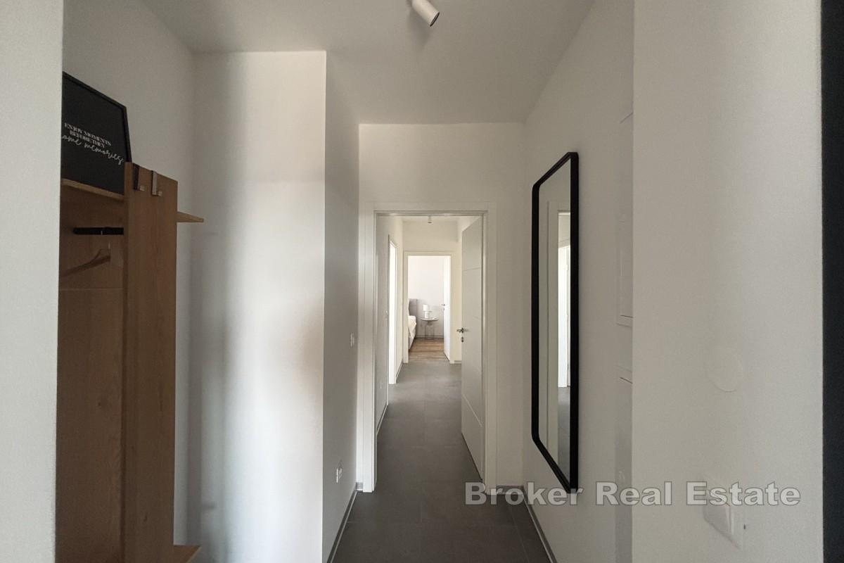 Úžasný penthouse se střešní terasou u moře