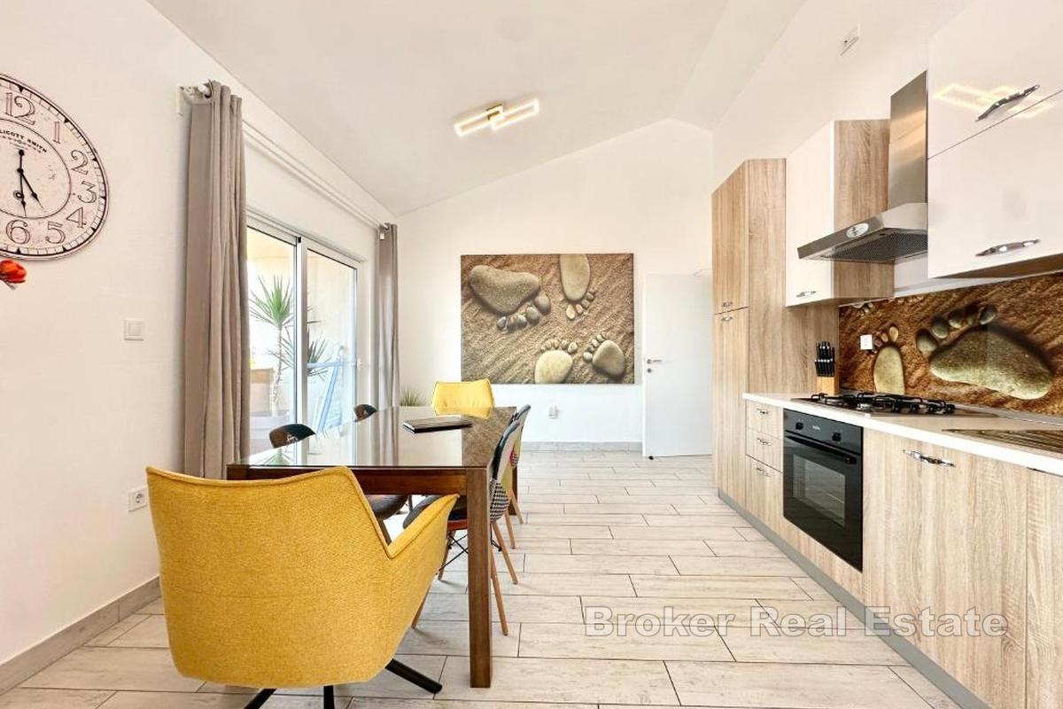 Leilighet med to soverom nær sjøen