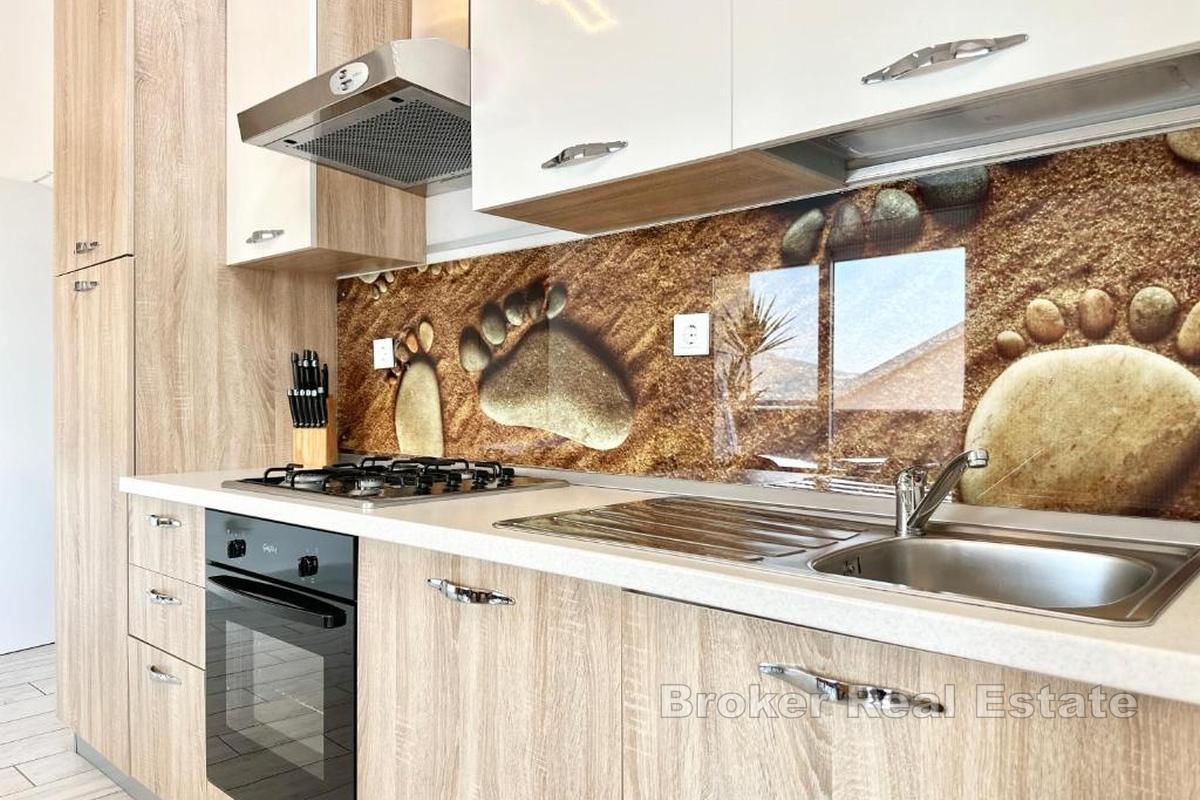 Lägenhet med två sovrum nära havet