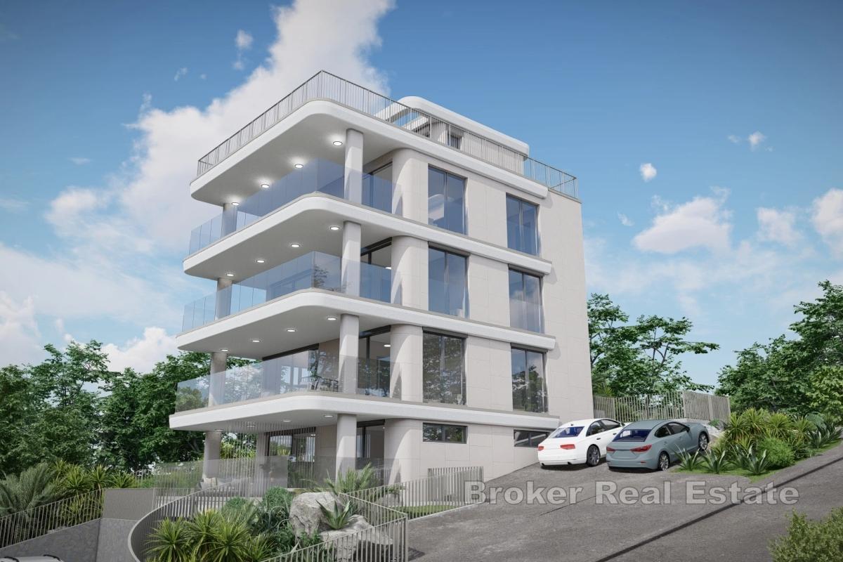 Nowoczesny apartament w nowym budynku, w drugim rzędzie od morza