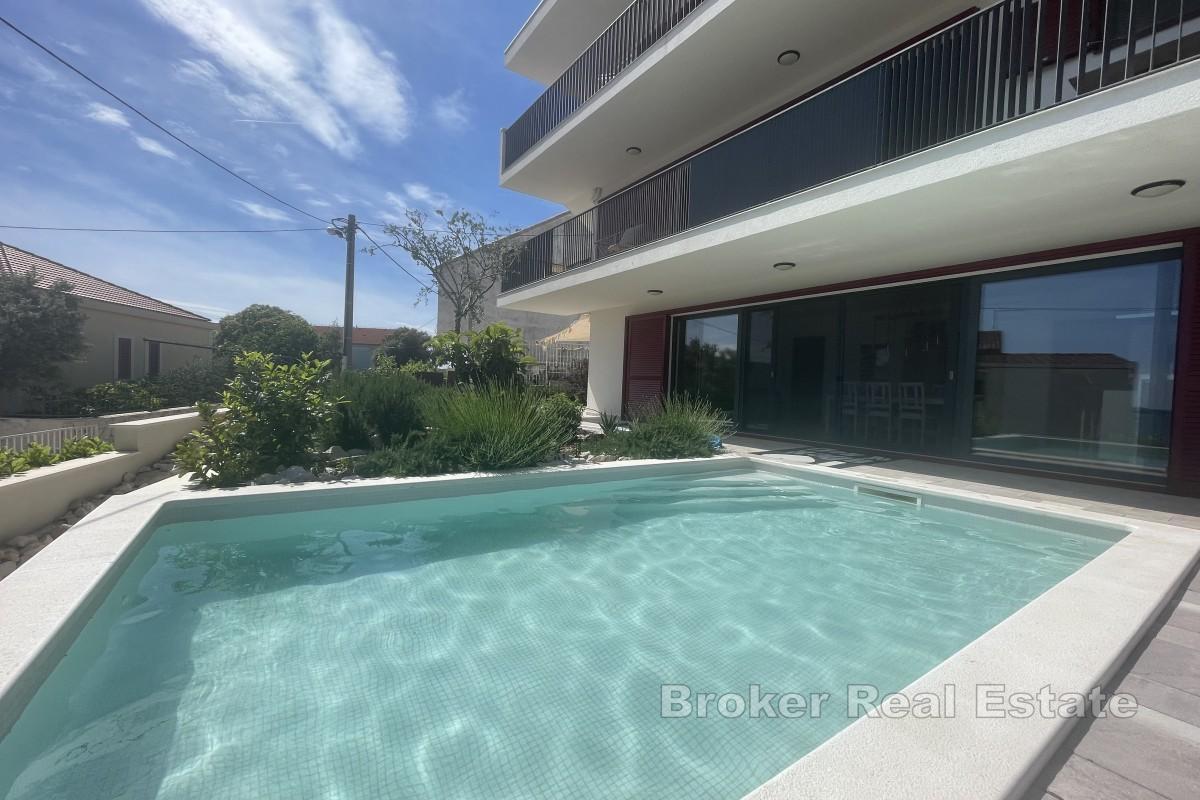 Odličan stan modernog uređenja