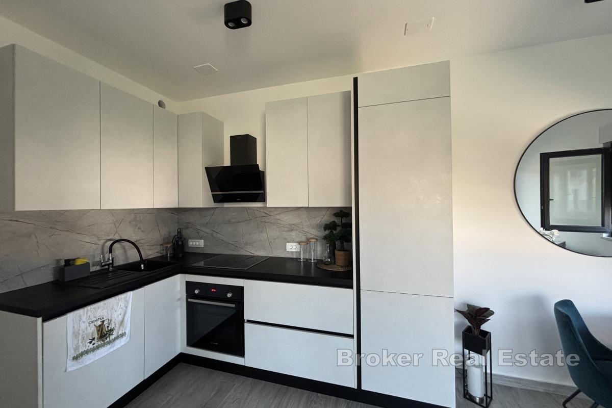 Luxuriöse Wohnung in einem Neubau nahe dem Stadtzentrum