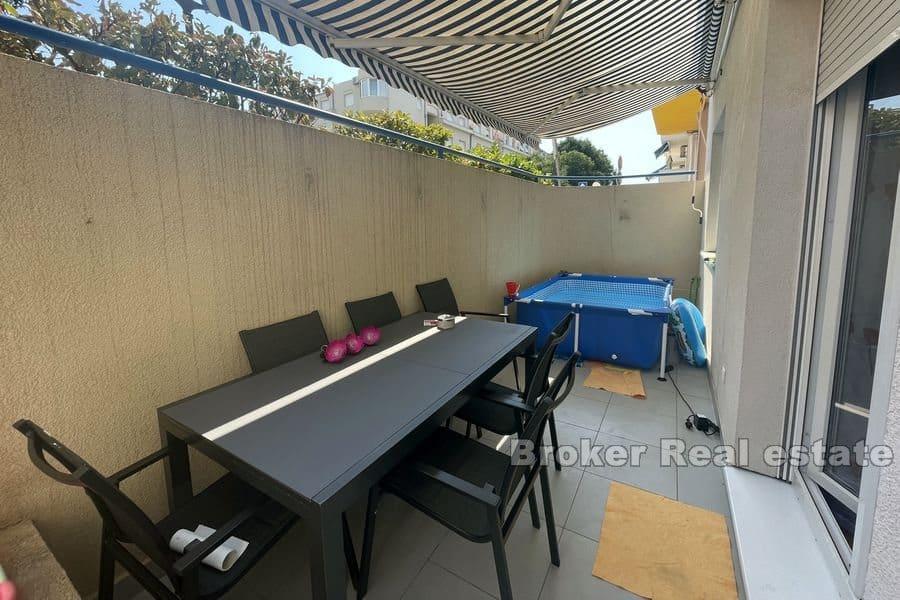 Split - Žnjan, dwupiętrowy apartament z trzema sypialniami