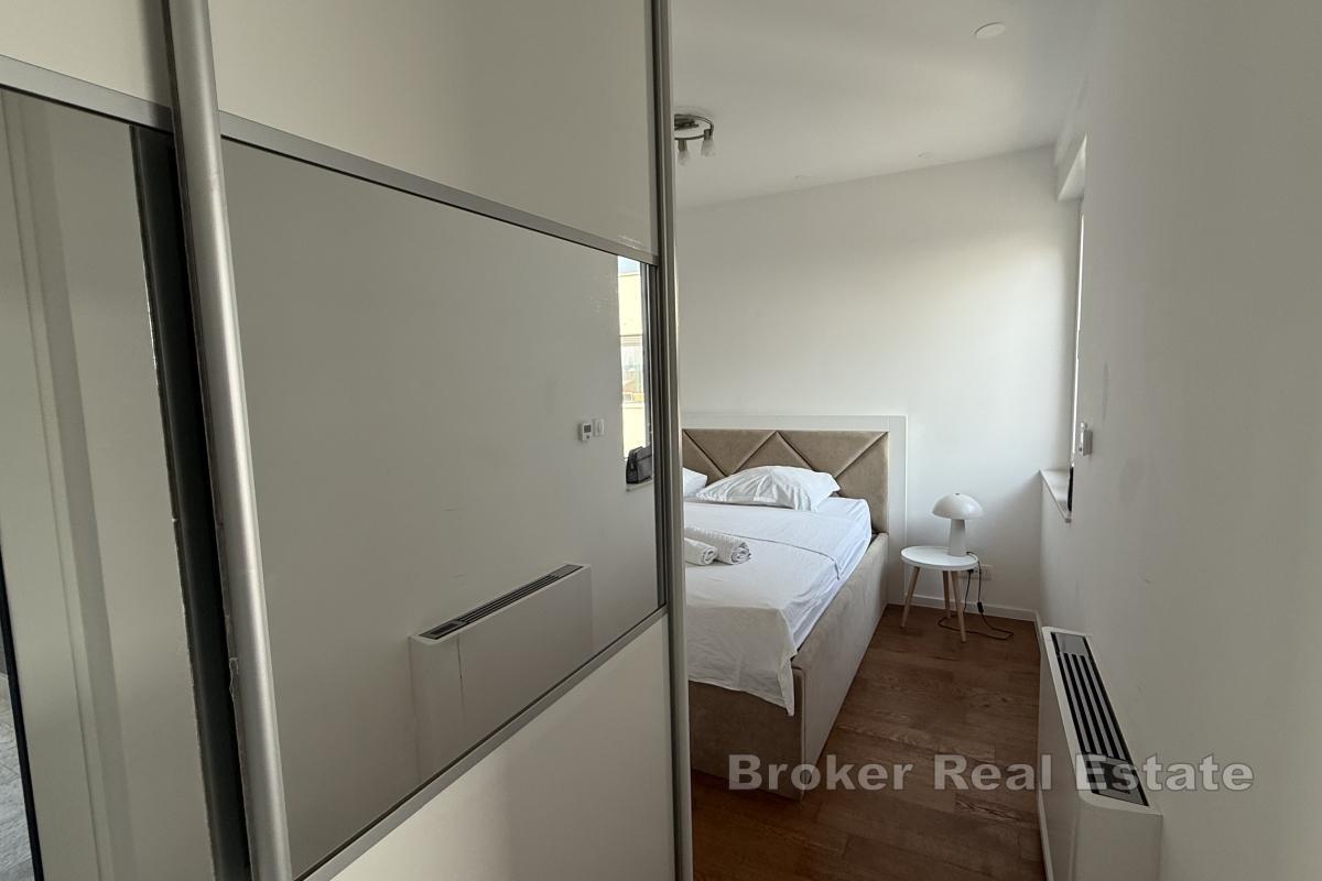 Luksusowy apartament w nowym budynku z widokiem na morze