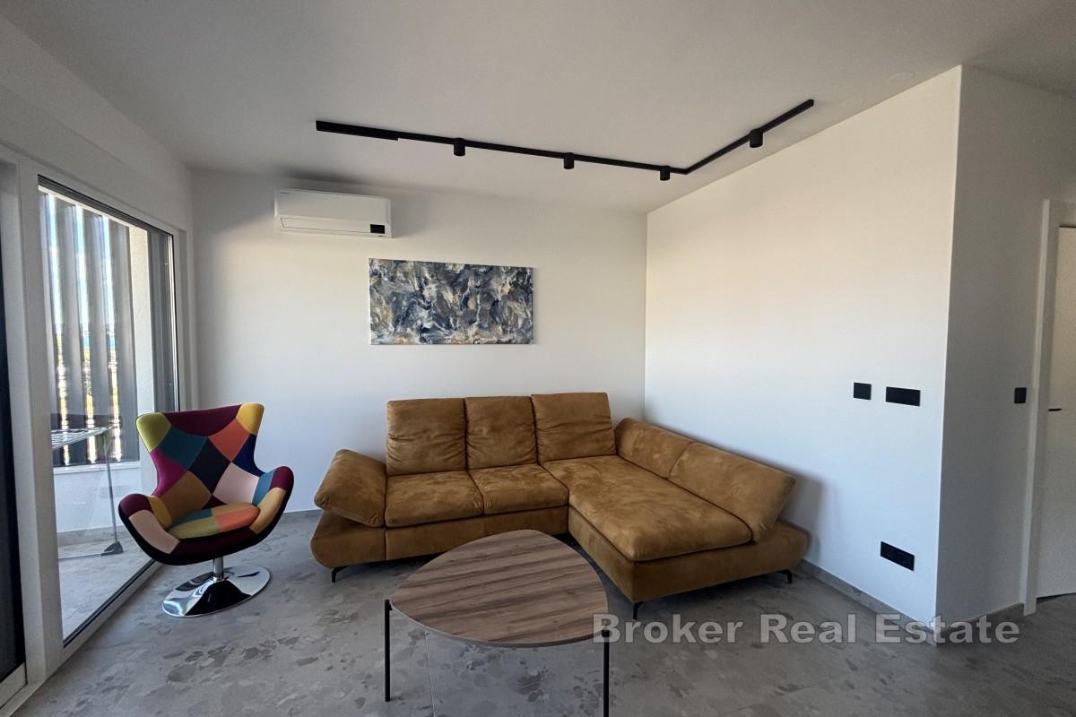 Appartement penthouse meublé unique avec terrasse sur le toit