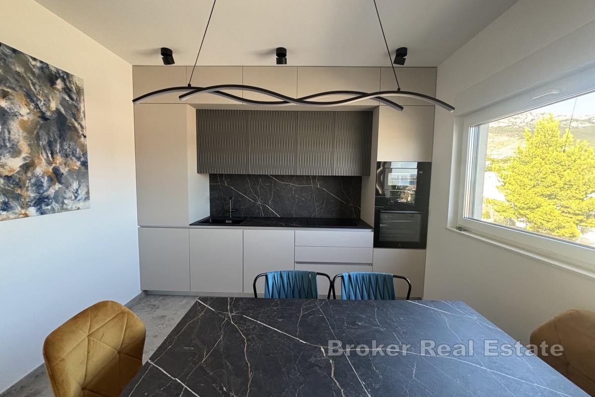 Appartement penthouse meublé unique avec terrasse sur le toit