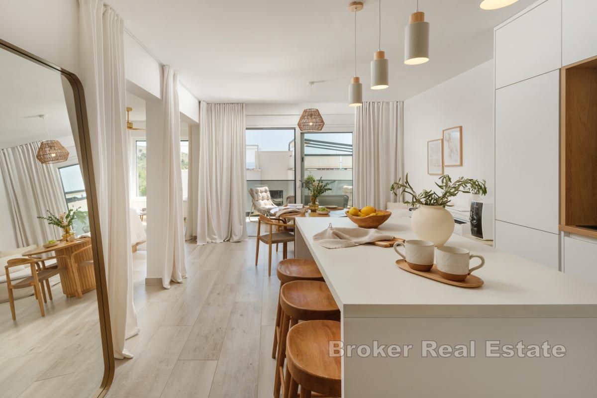Möbliertes Apartment in einem Neubau mit Pool und Meerblick