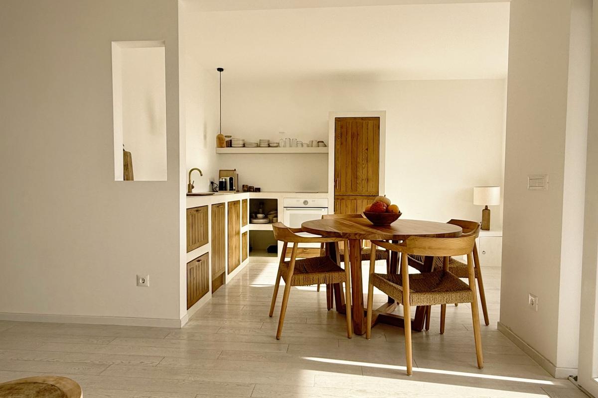 Neubau-Penthouse-Apartment mit zwei Zimmern und Meerblick
