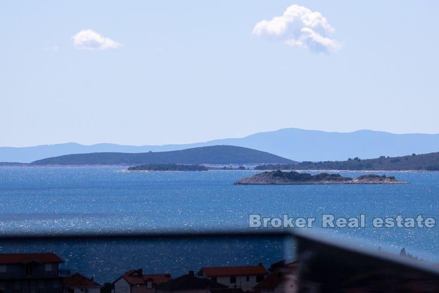 Trogir - Attraktive Villa mit Pool und Meerblick